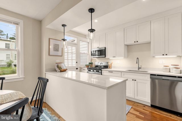 4002 10TH ST NE, Washington, DC 20017