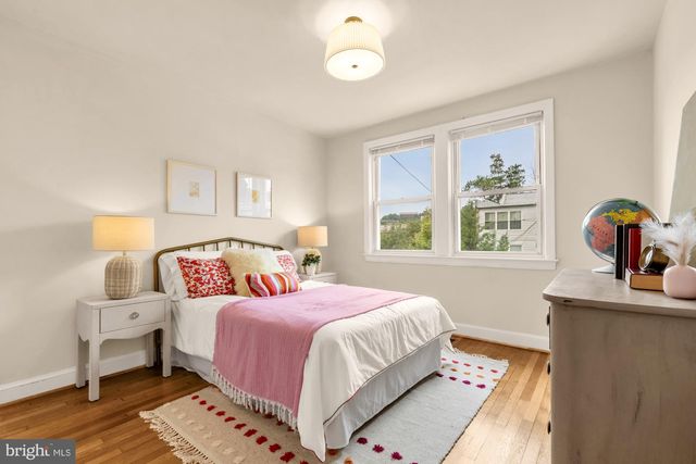 4002 10TH ST NE, Washington, DC 20017