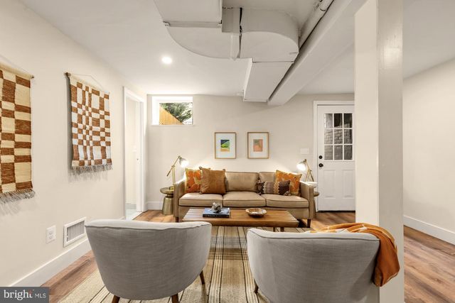 4002 10TH ST NE, Washington, DC 20017