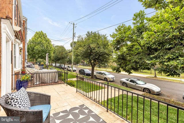 4002 10TH ST NE, Washington, DC 20017