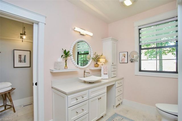 108 Saint Andrews Drive, High Point, NC 27265
