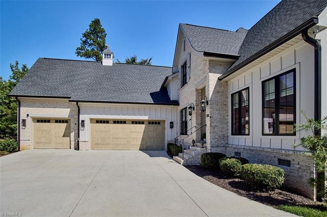 108 Saint Andrews Drive, High Point, NC 27265