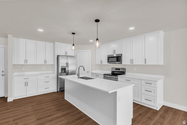 576 W SEVENTH, Midvale, UT 84047