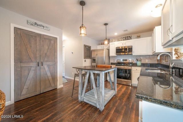 21 Pine Forest Drive, Bluffton, SC 29910