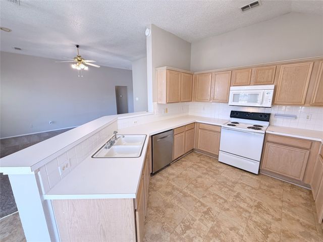 2617 Ash Creek, Mesquite, TX 75181