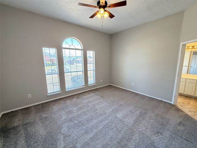 2617 Ash Creek, Mesquite, TX 75181