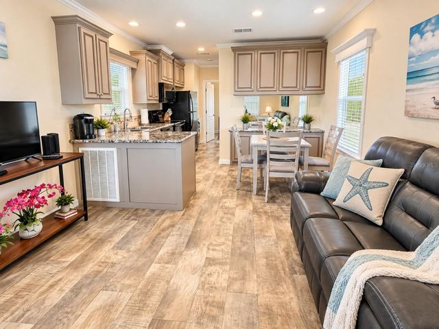 1607 ILLINOIS AVENUE, Bradenton, FL 34207