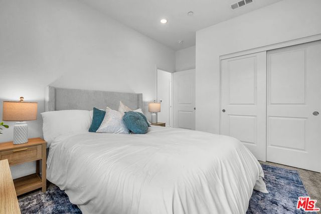 9431 Sepulveda Boulevard 4, Los Angeles, CA 91343