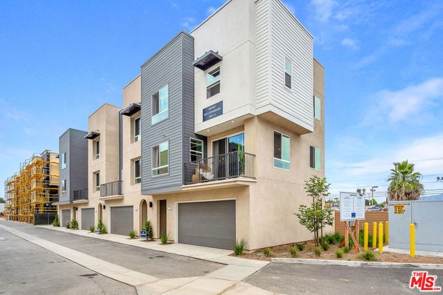 9431 Sepulveda Boulevard 4, Los Angeles, CA 91343