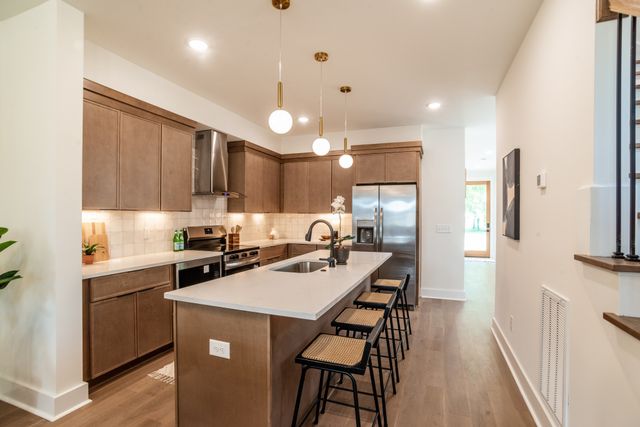 198 Chilton St A, Nashville, TN 37211