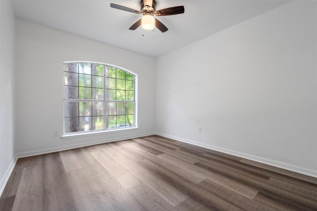 55 Terraglen Dr, Spring, TX 77382