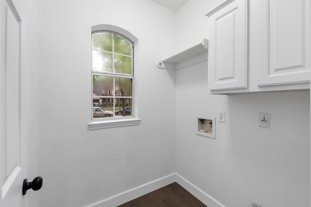 55 Terraglen Dr, Spring, TX 77382