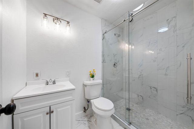 55 Terraglen Dr, Spring, TX 77382