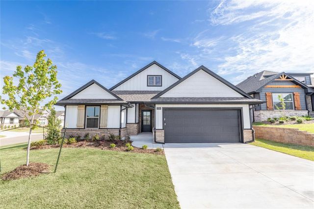 3708 Lynne Avenue, Edmond, OK 73012