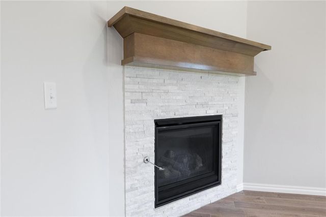 3708 Lynne Avenue, Edmond, OK 73012
