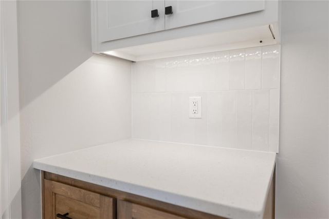3708 Lynne Avenue, Edmond, OK 73012
