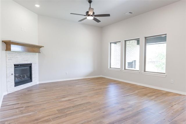 3708 Lynne Avenue, Edmond, OK 73012