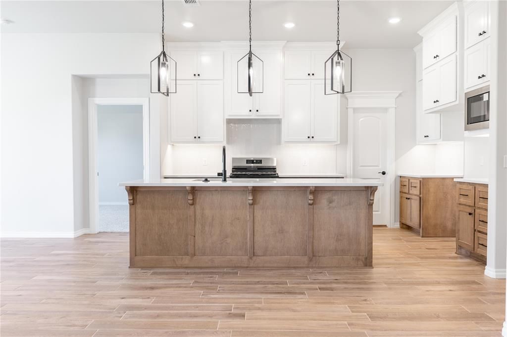 3708 Lynne Avenue, Edmond, OK 73012