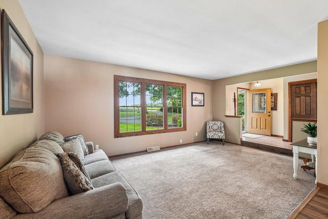 N56W27636 Lisbon ROAD, Sussex, WI 53089