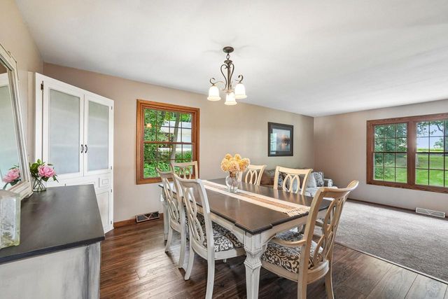 N56W27636 Lisbon ROAD, Sussex, WI 53089