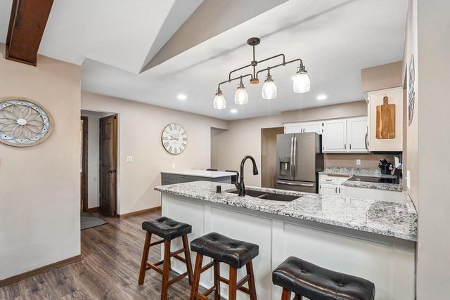 N56W27636 Lisbon ROAD, Sussex, WI 53089
