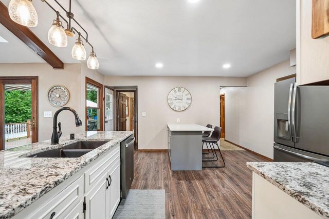 N56W27636 Lisbon ROAD, Sussex, WI 53089