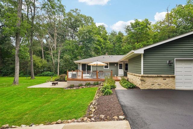 N56W27636 Lisbon ROAD, Sussex, WI 53089