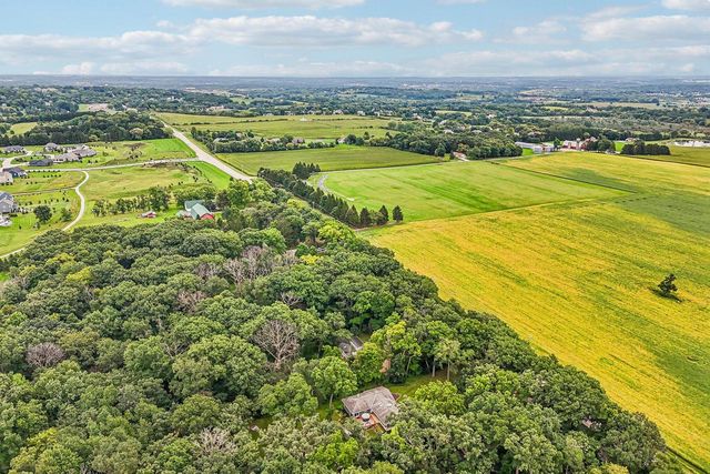 N56W27636 Lisbon ROAD, Sussex, WI 53089