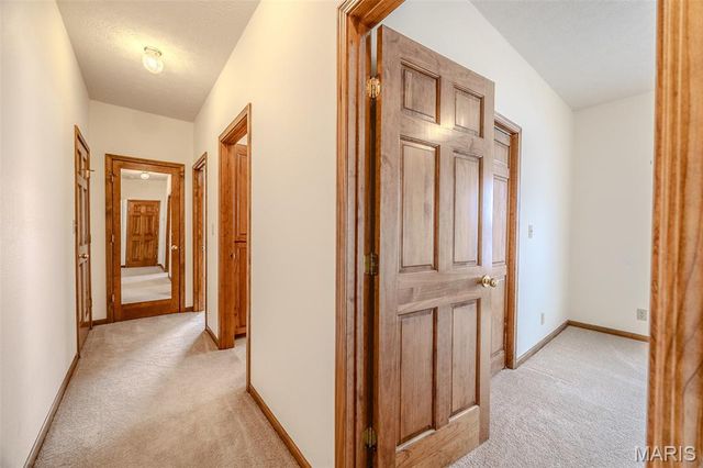 220 April Drive, St Robert, MO 65584