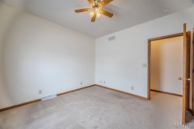 220 April Drive, St Robert, MO 65584