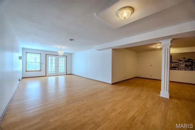 220 April Drive, St Robert, MO 65584