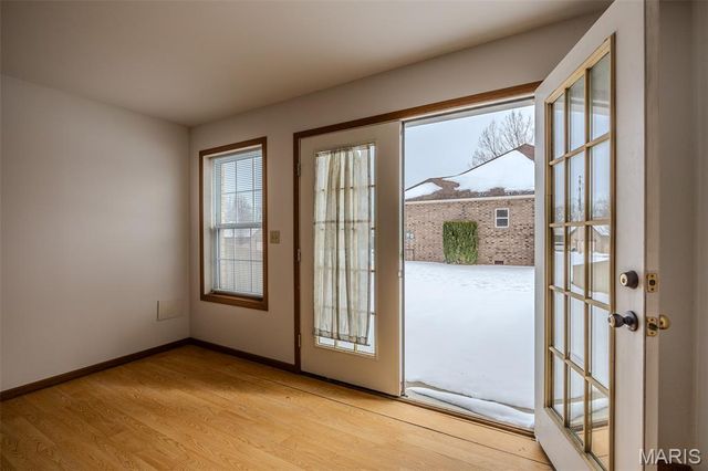 220 April Drive, St Robert, MO 65584