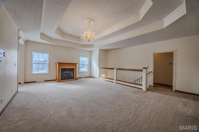 220 April Drive, St Robert, MO 65584