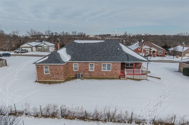 220 April Drive, St Robert, MO 65584