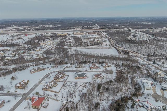 220 April Drive, St Robert, MO 65584