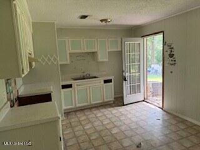 1016 Suncrest Drive, Oxford, MS 38655