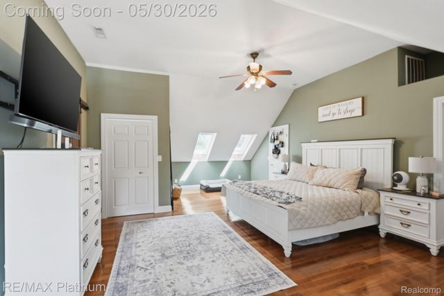 11025 Hamburg Road, Hamburg Township, MI 48189