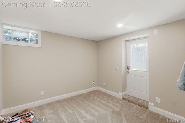 11025 Hamburg Road, Hamburg Township, MI 48189