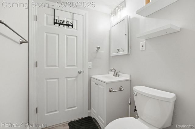 11025 Hamburg Road, Hamburg Township, MI 48189