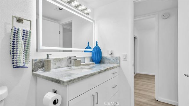 1457 Sunflower Circle N, Palm Springs, CA 92262