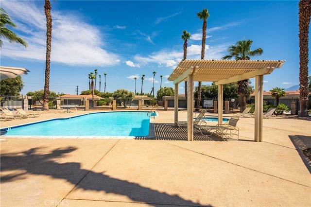 1457 Sunflower Circle N, Palm Springs, CA 92262