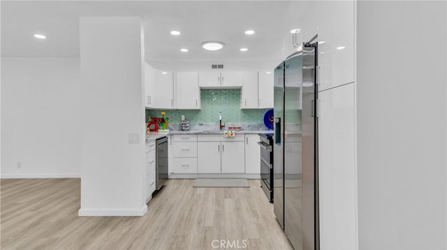 1457 Sunflower Circle N, Palm Springs, CA 92262