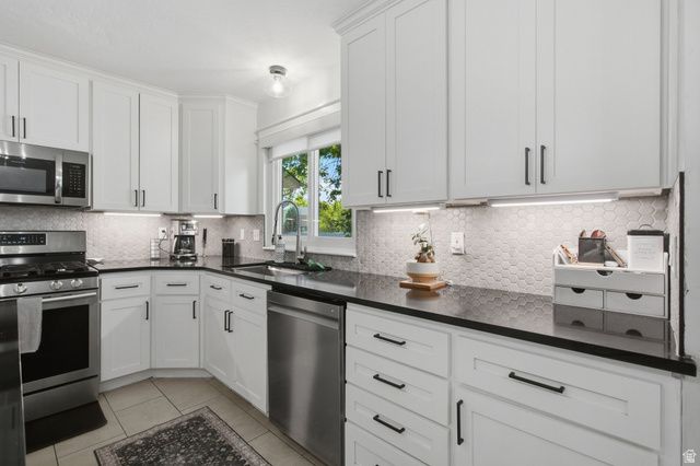13106 S SOUTH BLAZE CT, Riverton, UT 84065
