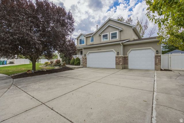 13106 S SOUTH BLAZE CT, Riverton, UT 84065