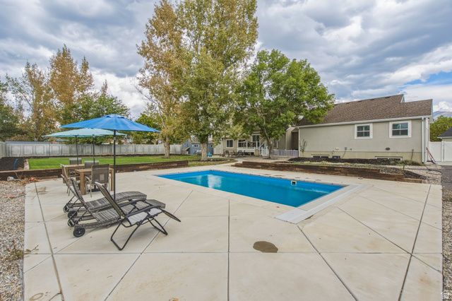 13106 S SOUTH BLAZE CT, Riverton, UT 84065