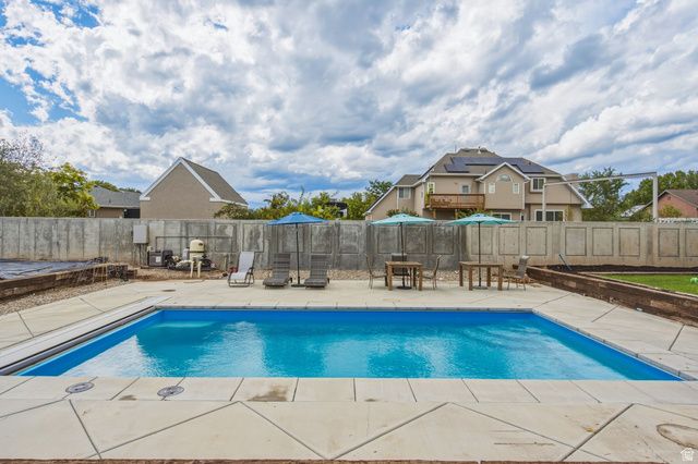 13106 S SOUTH BLAZE CT, Riverton, UT 84065