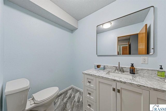 616 Ridge Road, Henderson, MN 56044