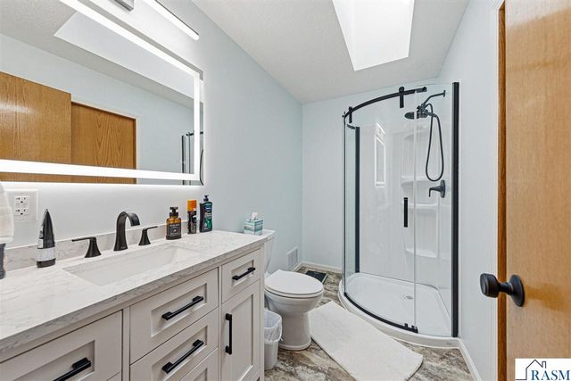 616 Ridge Road, Henderson, MN 56044