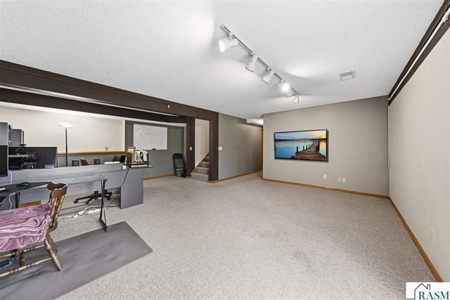 616 Ridge Road, Henderson, MN 56044