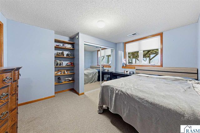 616 Ridge Road, Henderson, MN 56044